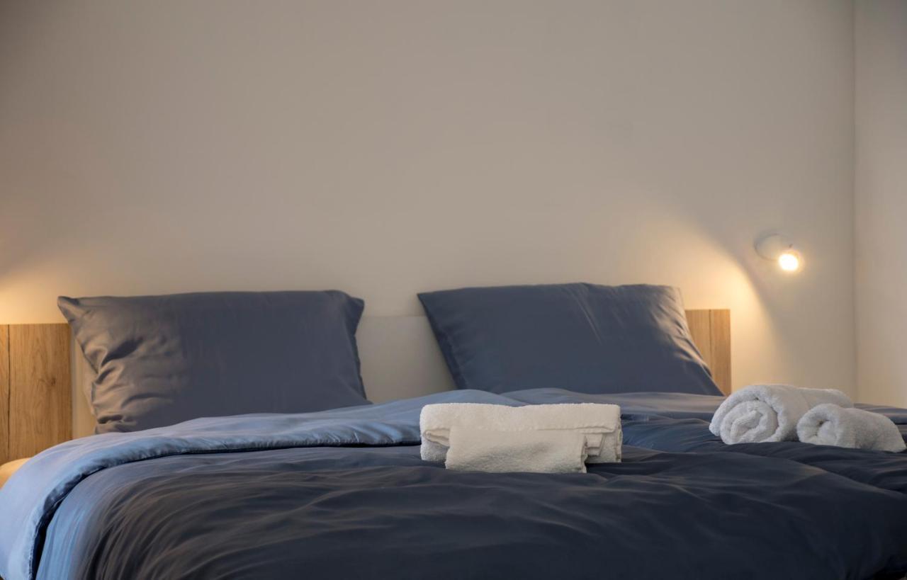 Apartments Aura Deskle Eksteriør bilde